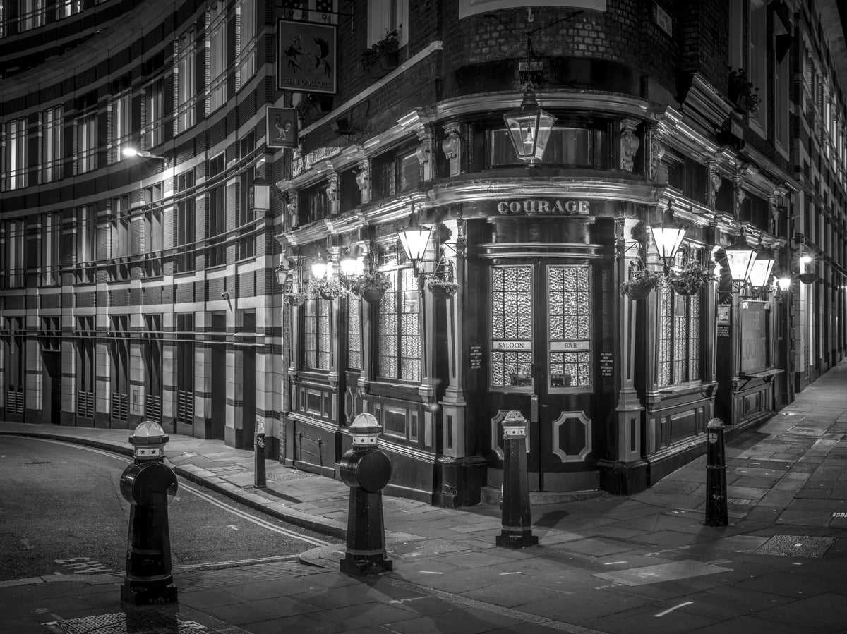 London's Corner Glow Wall Mural in your room