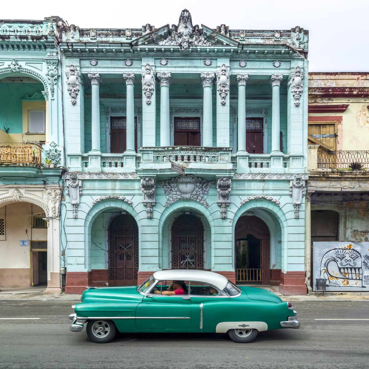 Havana Classic Architecture Wall Mural in your room — zoomed