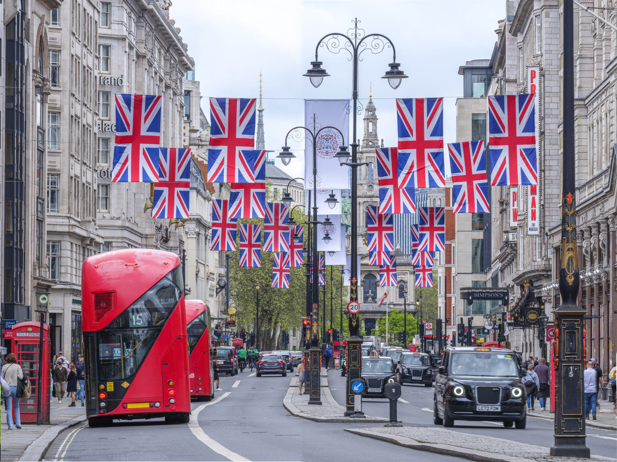 London City Streetscape Wall Mural in your room — zoomed