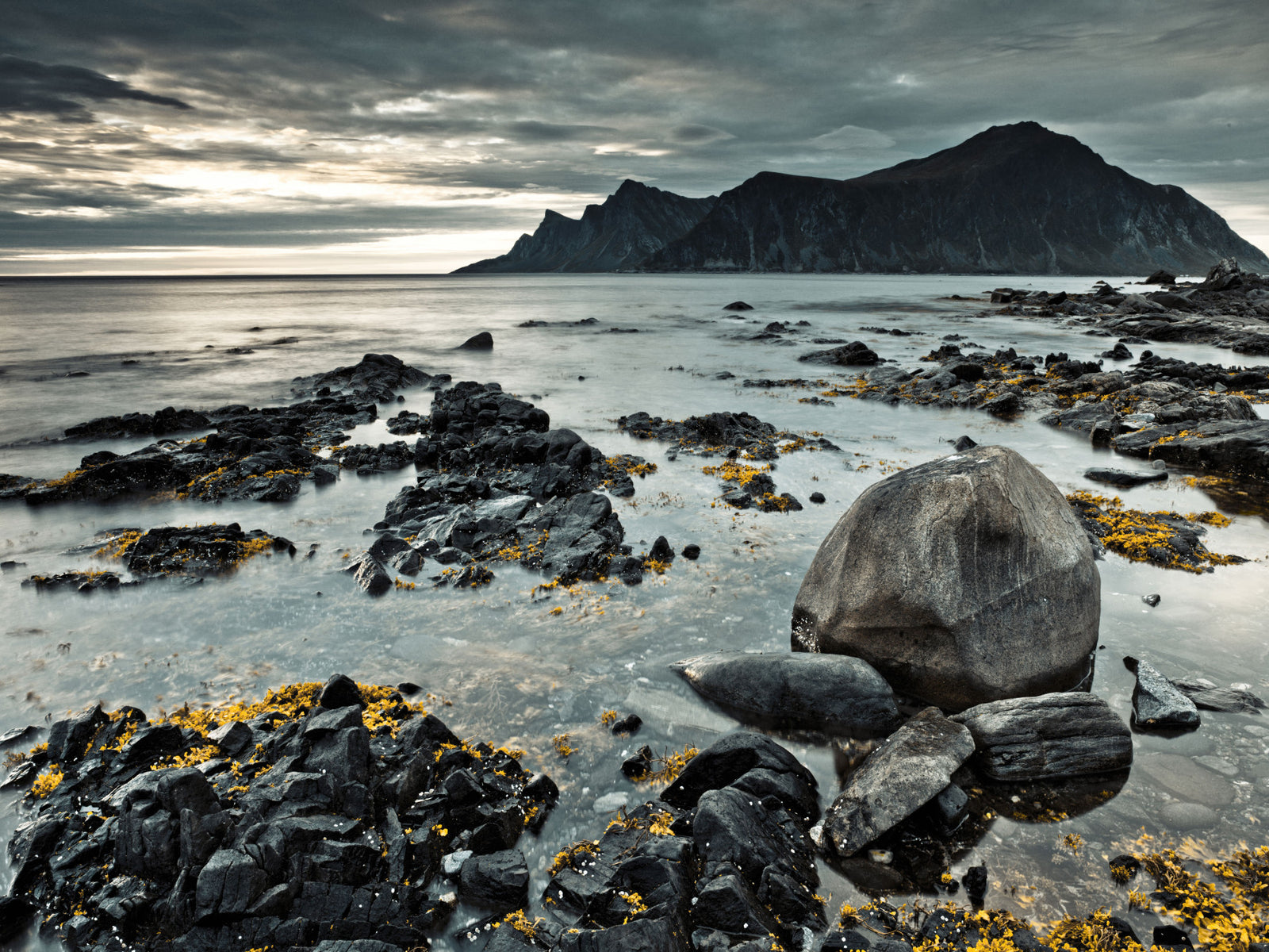 Nordic Coastal Mountain Range Wall Mural in your room