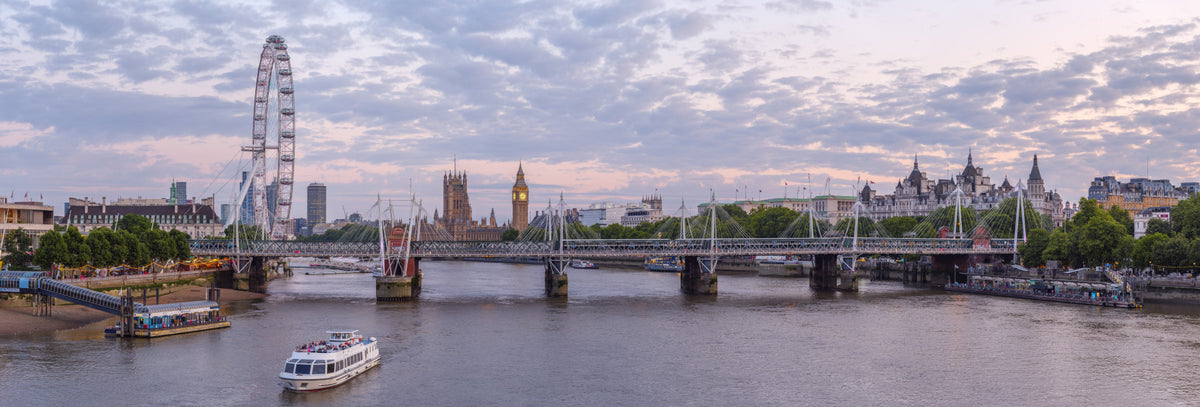 Thames Twilight Architectural Horizon Wall Mural in your room