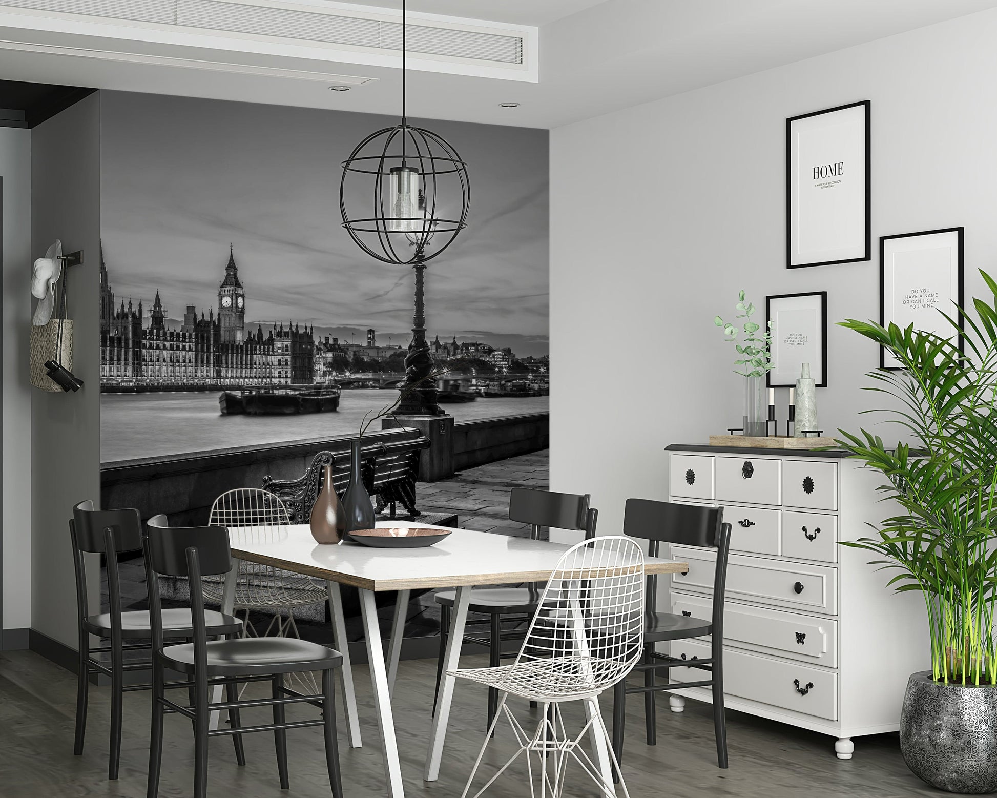 A London Icon mural, view from South Bank, illuminated clock face, gorgeous evening atmosphere.