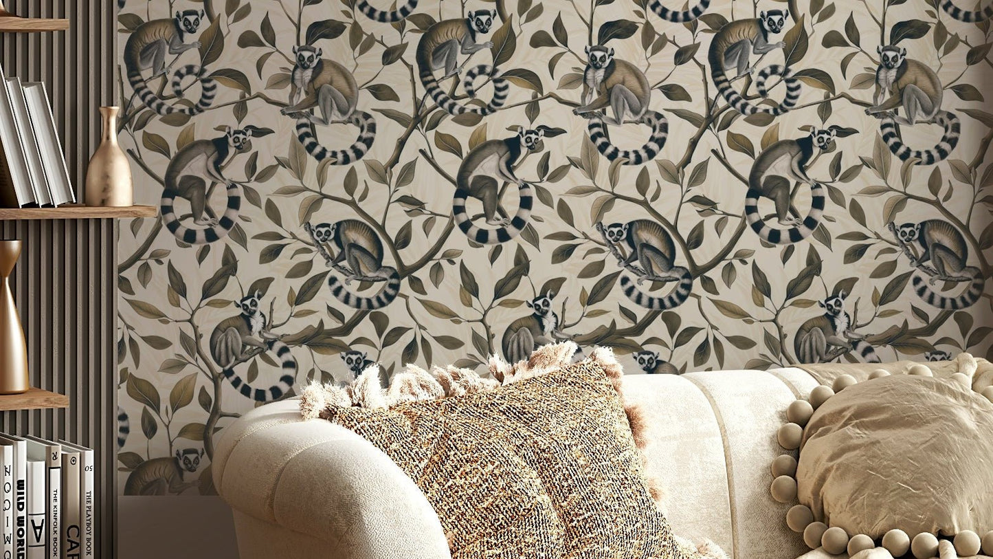 Lemur wallpaper with neutral background

