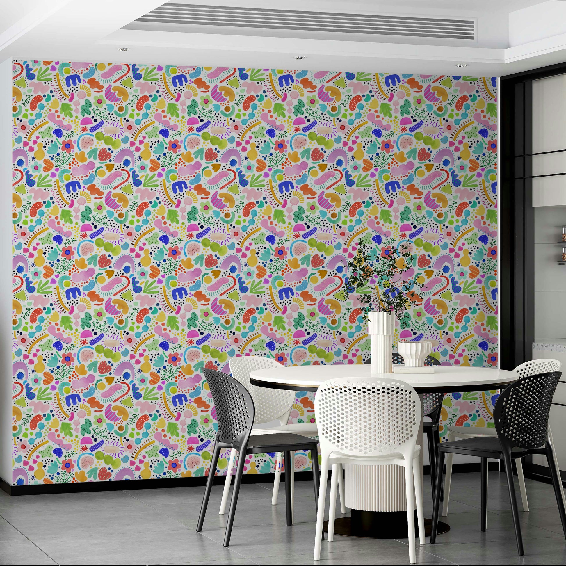 Bold modern wallpaper pattern for contemporary rooms

