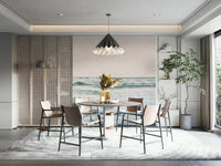 Rolling waves and endless horizon.

