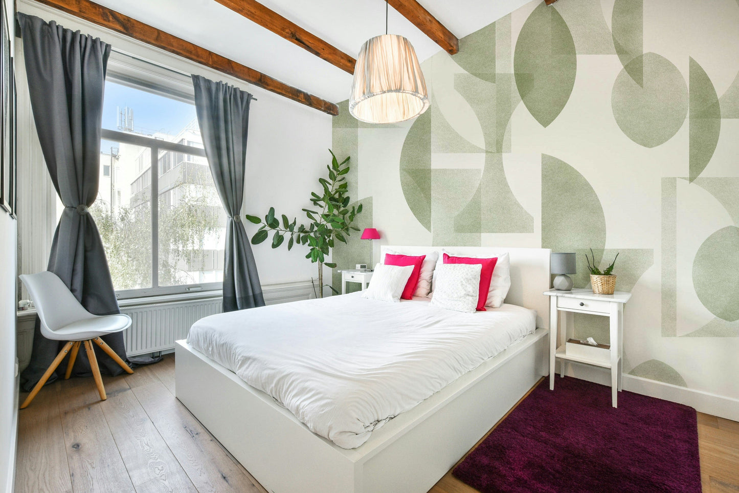 An interior with a modern and elegant accent wall

