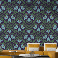 Suitable for a classic or contemporary interior.
