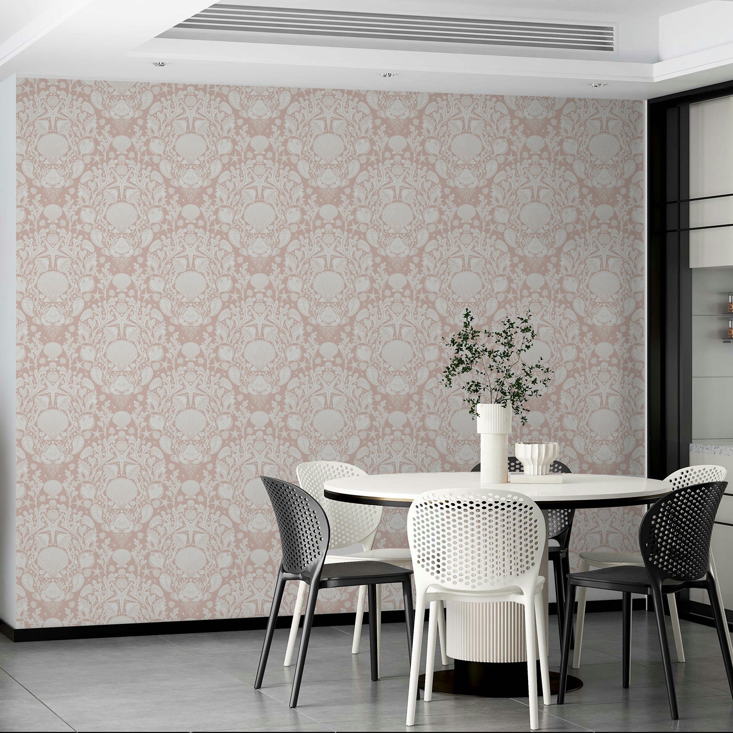 Sea-inspired damask design in white finish


