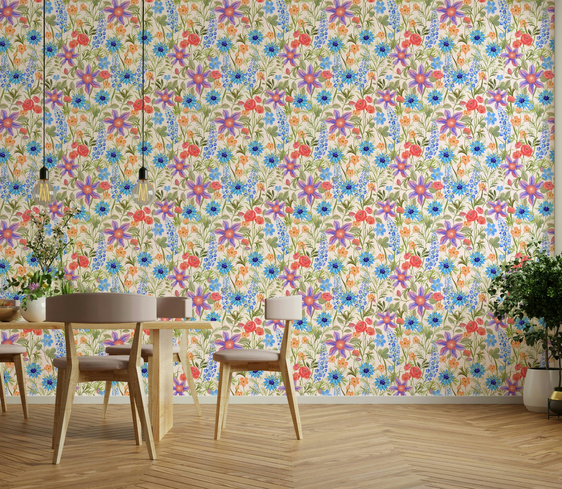 Bold flower wallpaper in neutral offwhite tones

