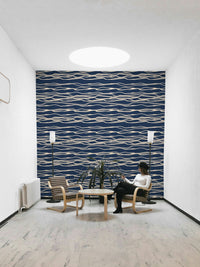 Calm flowing lines in blue and white
