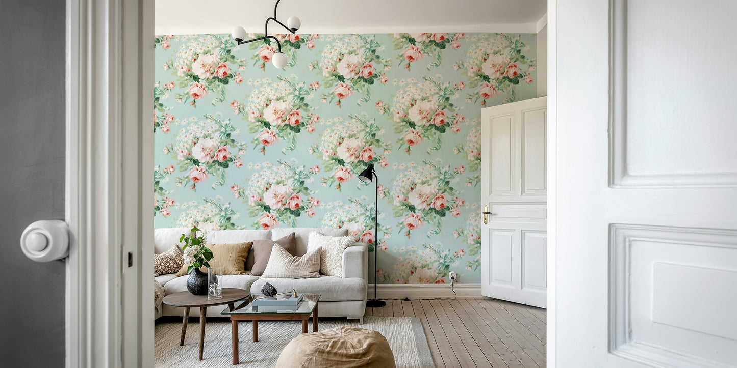 Cottage-style wallpaper featuring cheerful daisies and romantic roses.

