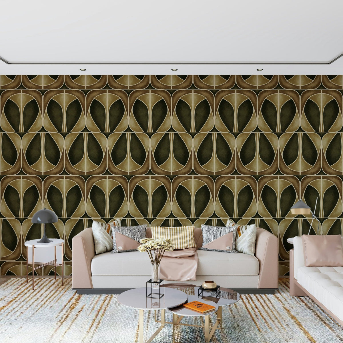 Fluid botanical inspired Softy Dèco Geometries Gold Chic wallpaper.