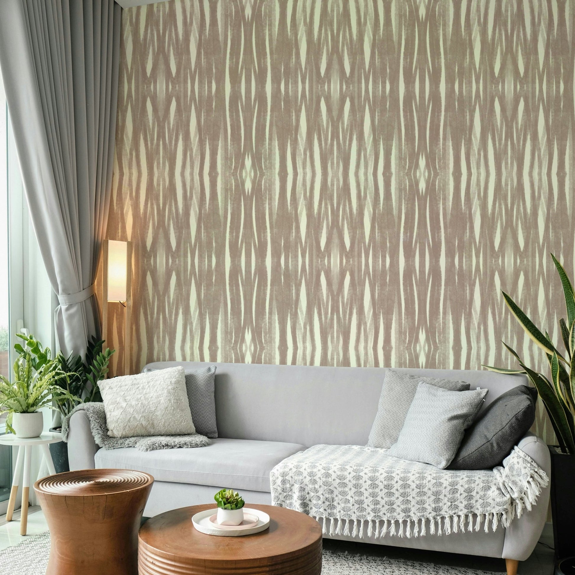 Elegant geometric wallpaper with symmetrical strokes

