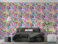 Romantic vintage wall design with little florals

