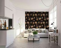 Classic rose pattern wallpaper in pastel tones

