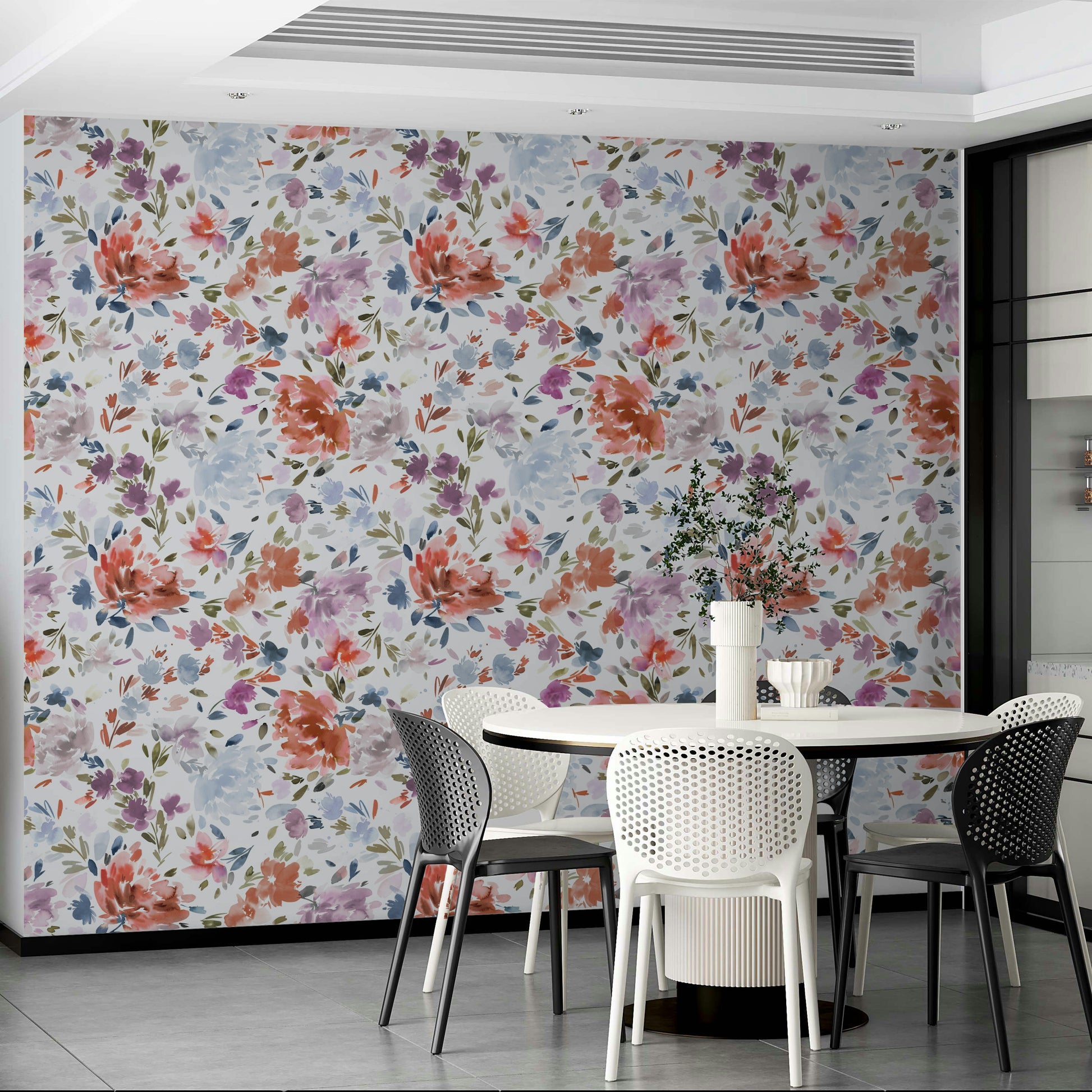 Floral wallpaper featuring watercolor roses in deep red and soft blue.

