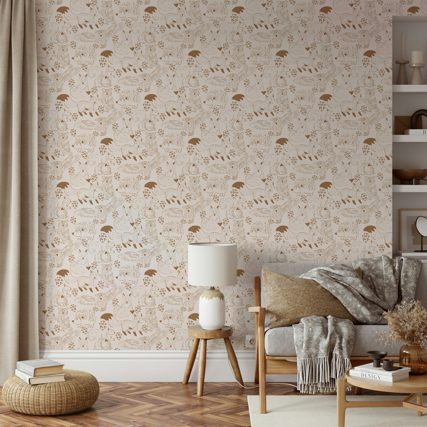 Rustic animal wallpaper for a cozy kids’ space


