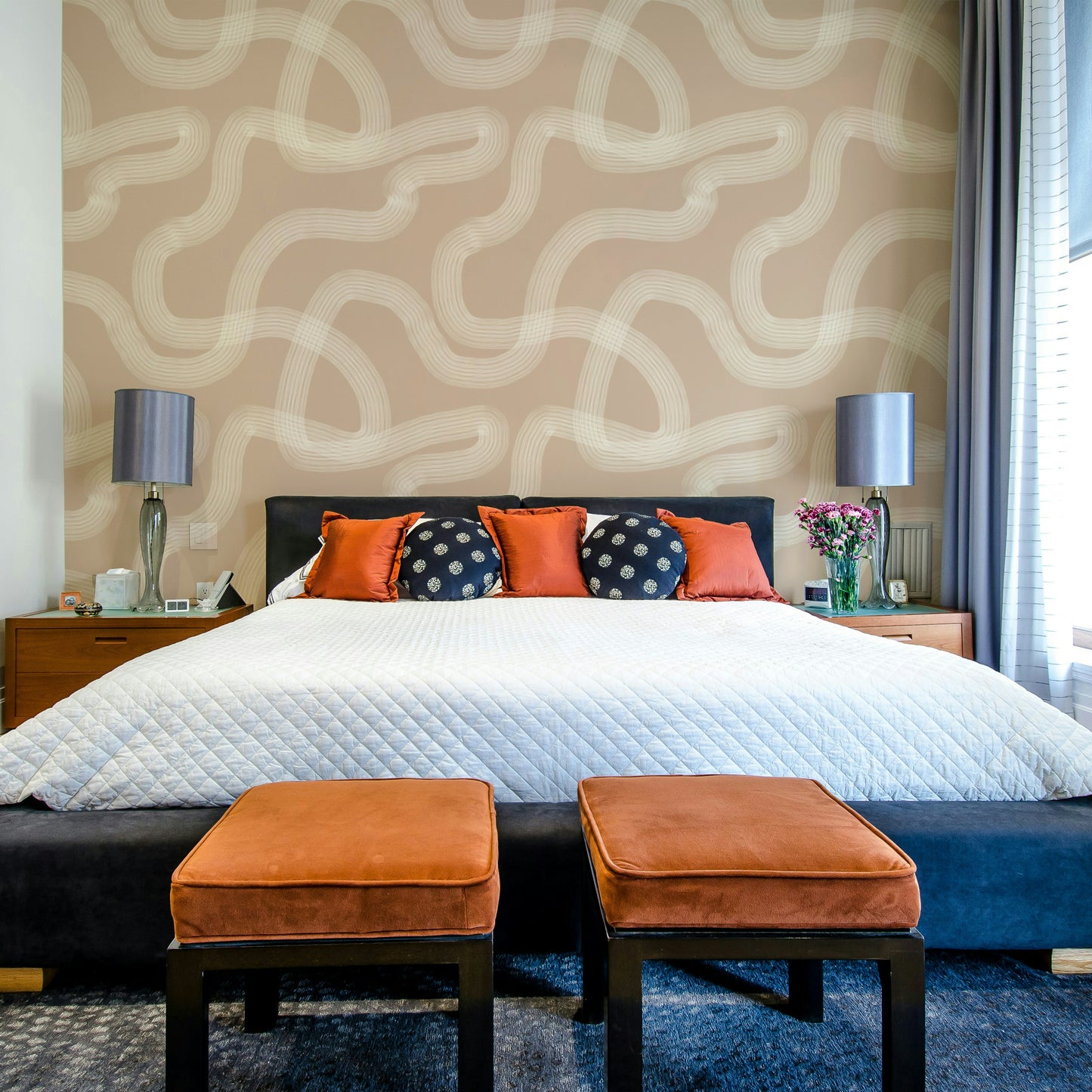Zen wallpaper with raked sand effect in beige

